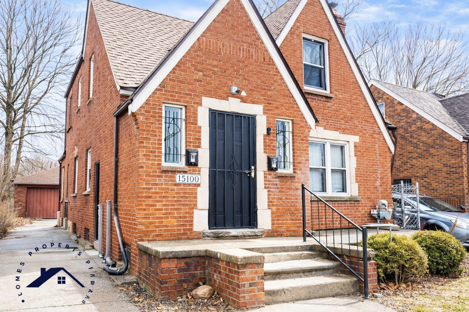 15100 Whitcomb (Upper Unit)