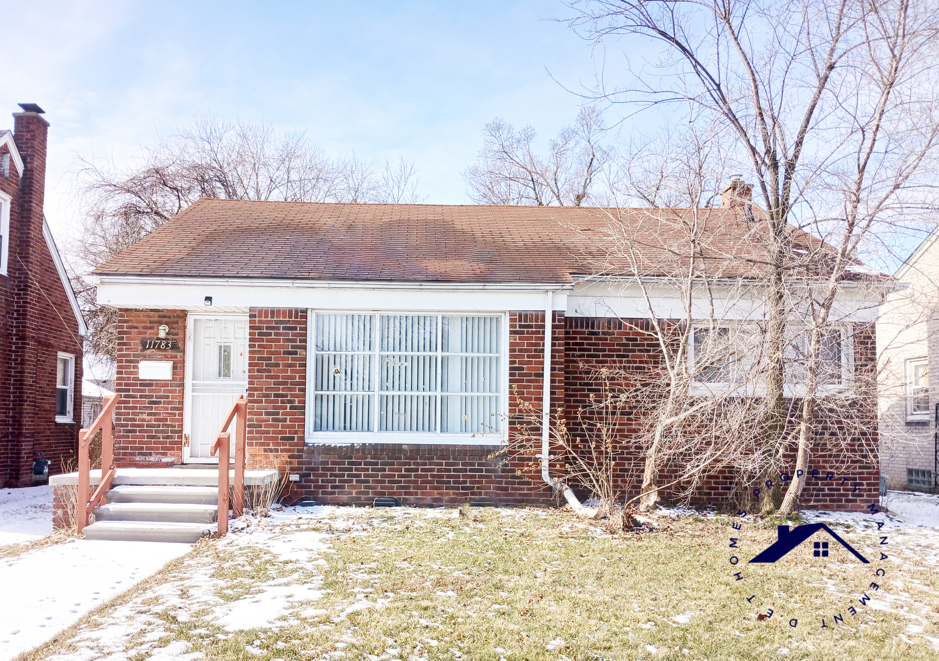 Property main image