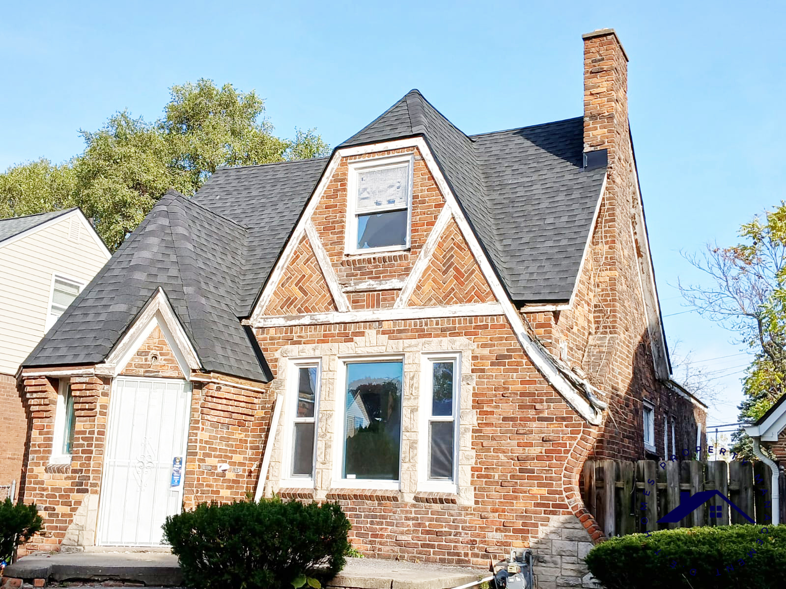 Property main image