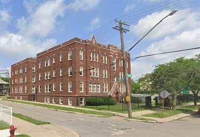 15805 Baylis Street - 303